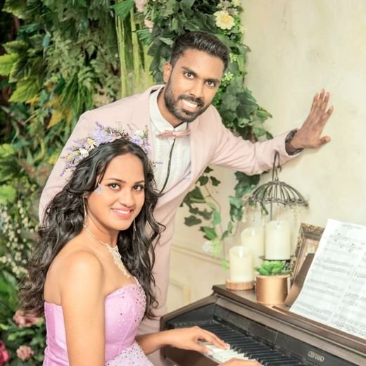 Vivekaanan and Azsviny